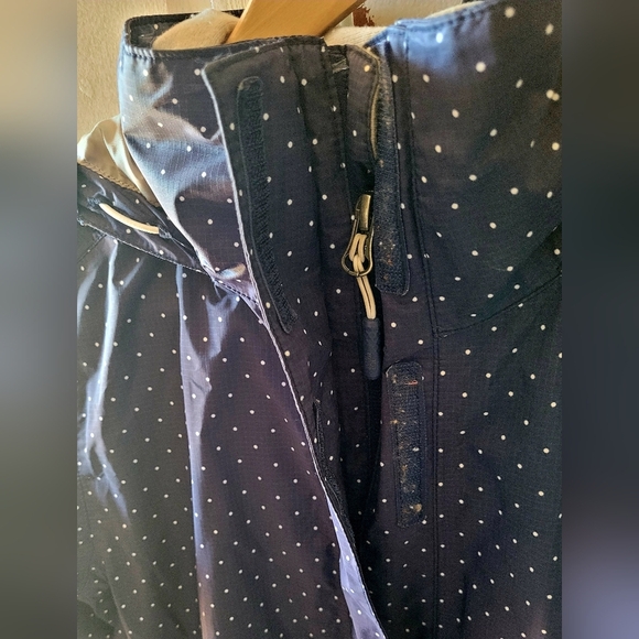 The Northface Navy and White Polka Dot Dryvent Resolve Parka Rain Coat Hooded - Picture 5 of 6